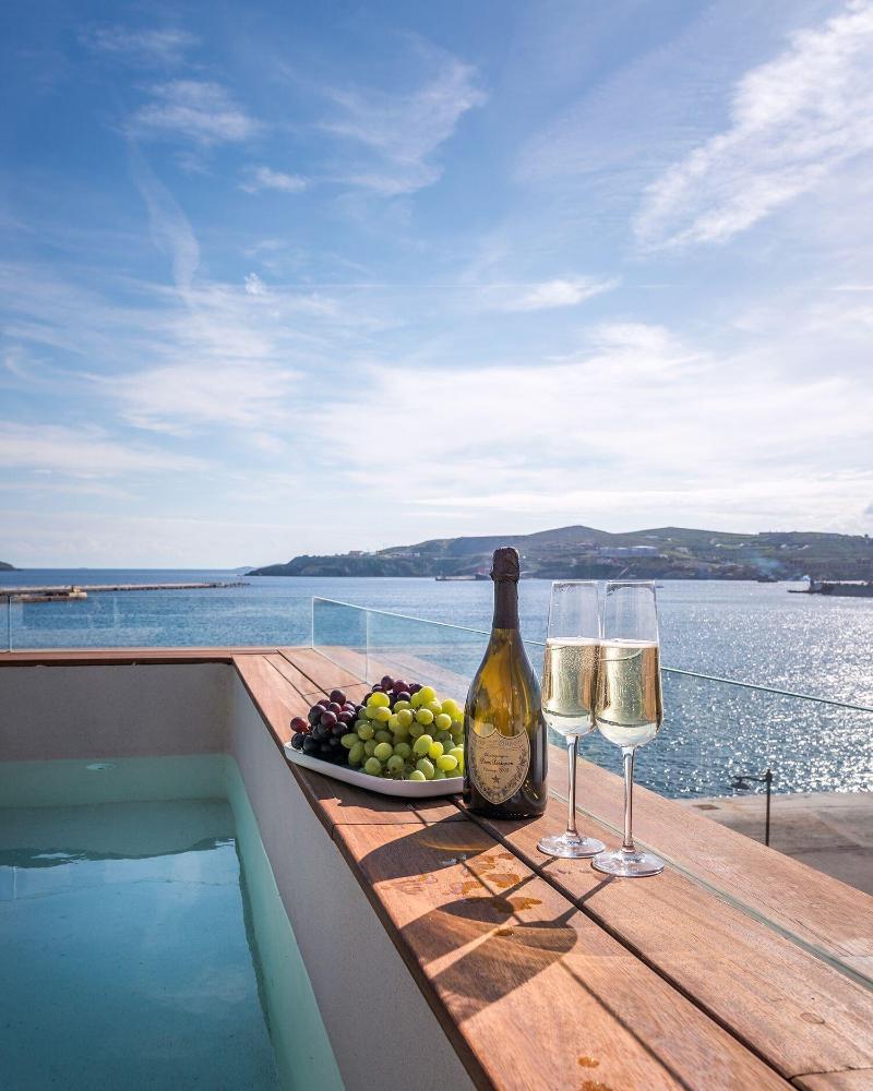 Shapes Luxury Suites Ermoupoli Eksteriør billede
