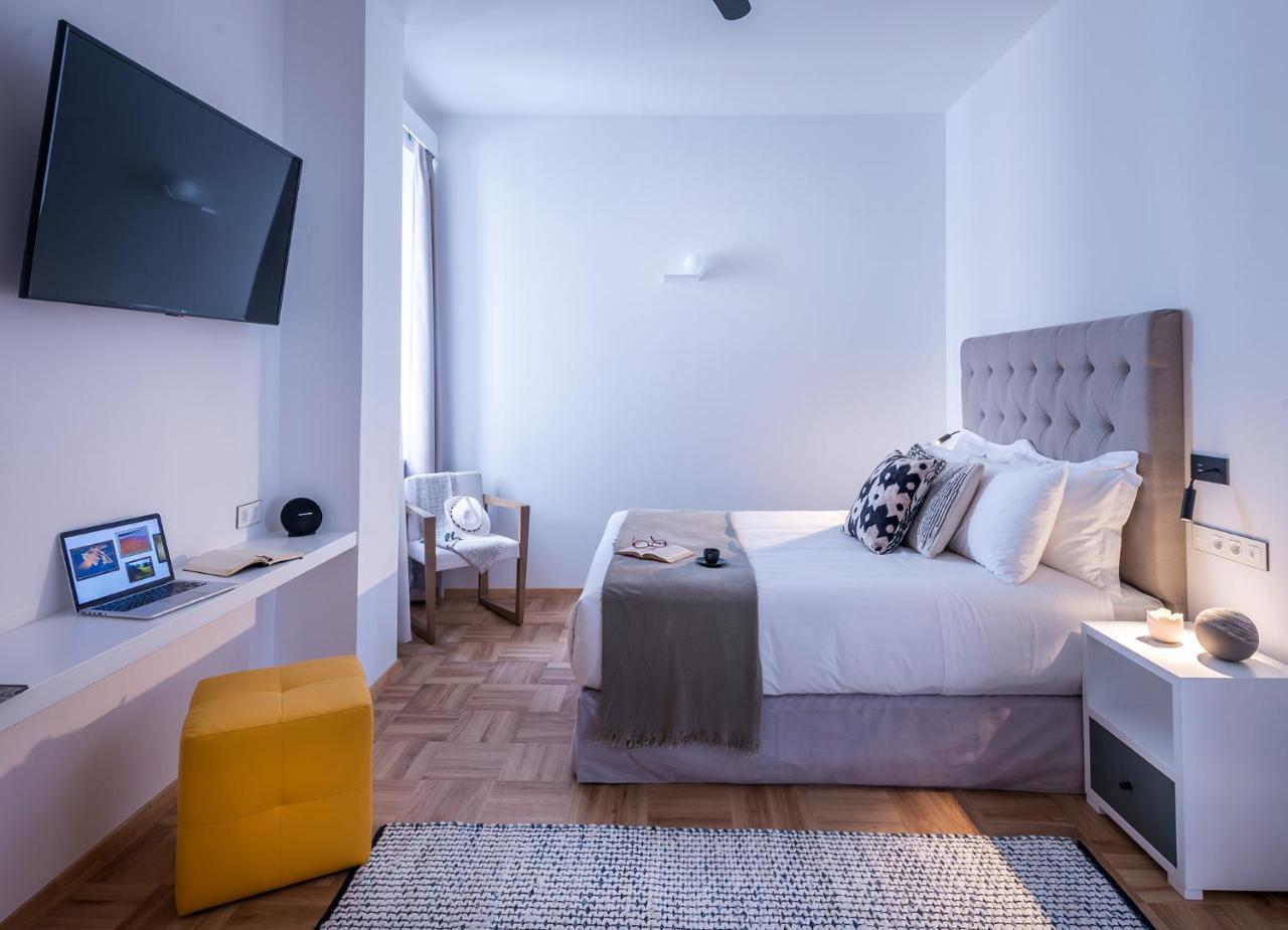 Shapes Luxury Suites Ermoupoli Eksteriør billede
