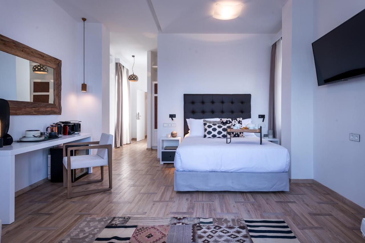 Shapes Luxury Suites Ermoupoli Eksteriør billede