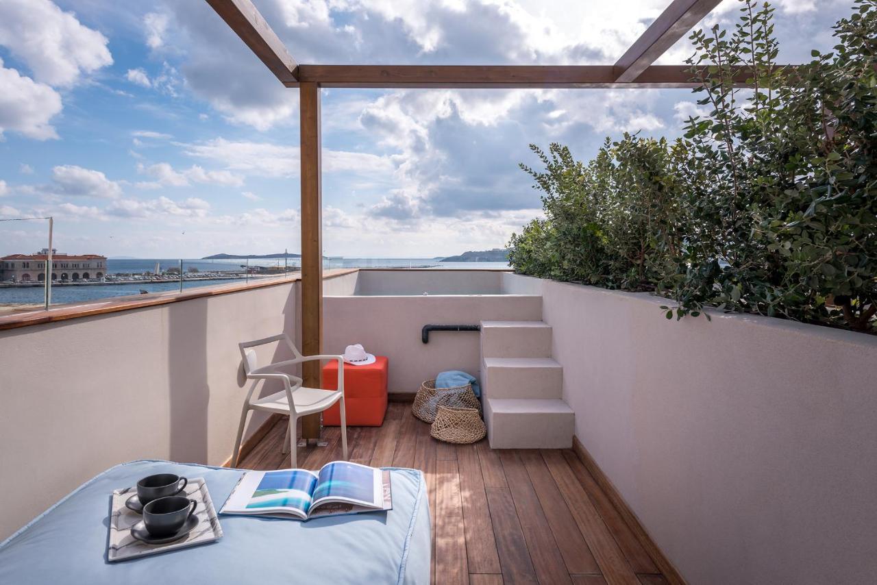 Shapes Luxury Suites Ermoupoli Eksteriør billede