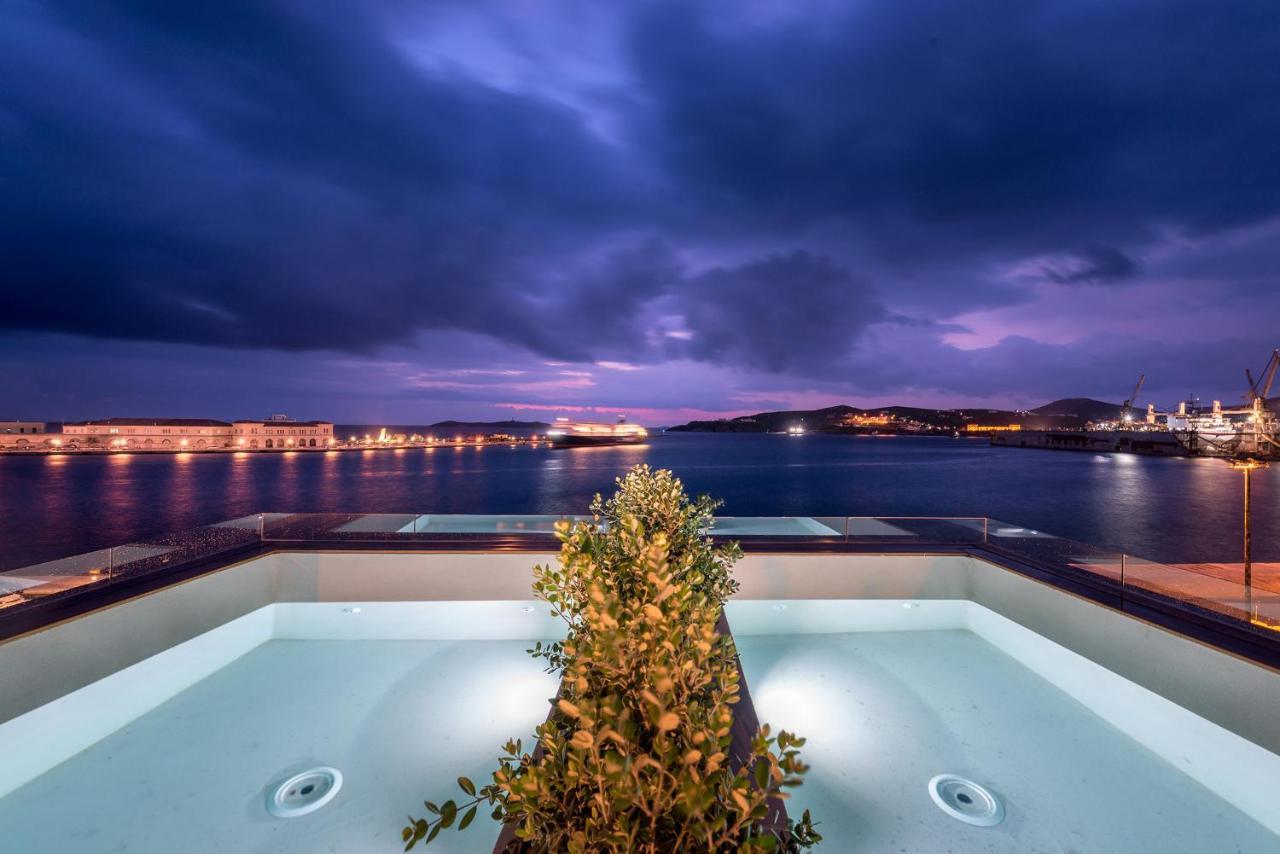 Shapes Luxury Suites Ermoupoli Eksteriør billede